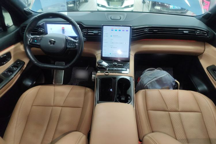 Used Nio ES8 2020 415 km Range 7-Seater Version