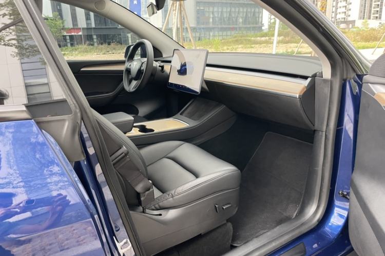 Used Tesla Model Y 2021 Performance High-Performance All-Wheel-Drive Version