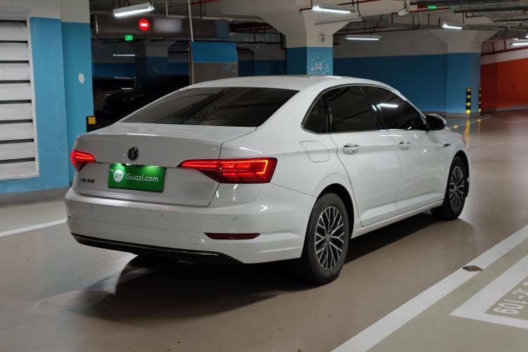 Used Volkswagen Sagitar 2020 200TSI DSG Comfort Version China VI Standard Rear Right 45 Deg