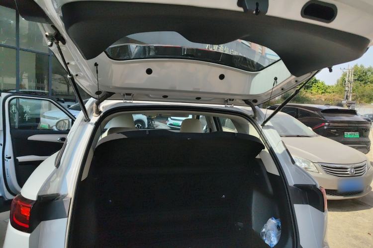 Used BYD Yuan UP 2025 Intelligent Driving Version 401 km Beyond-Range Edition