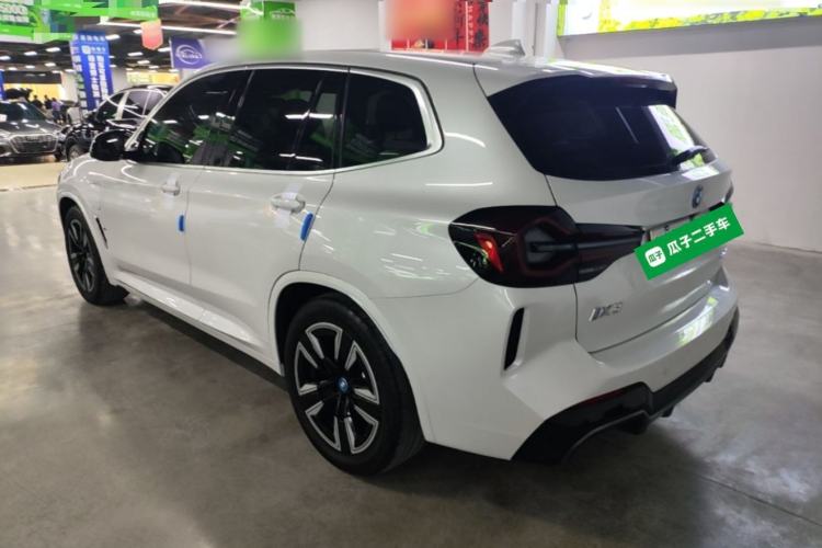 Used BMW iX3 2024 Leading Model Exterior 2