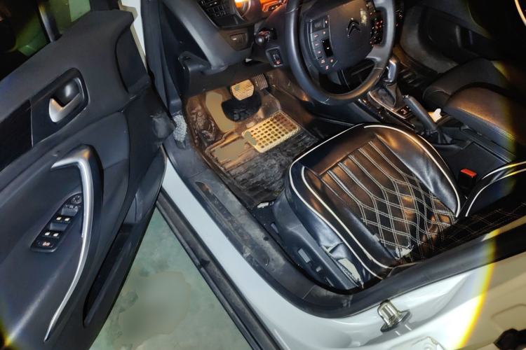 Used Citroen C5 2014 2.0L Automatic Luxury Edition Driver Seat