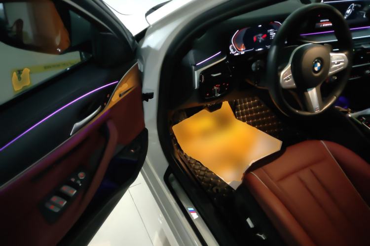 Used BMW 5 Series 2022 Second Facelift 530Li Leading Edition M Sport Package