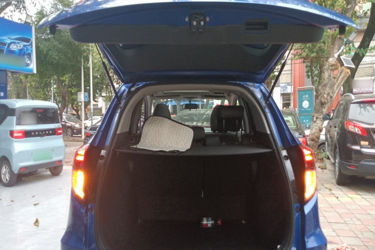 Used Honda Vezel 2015 1.8L CVT 2WD Luxury Model
