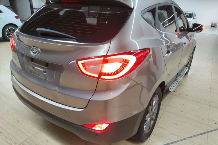 Used Hyundai ix35 2015 2.0L Automatic 2WD Smart Version China V Standard

