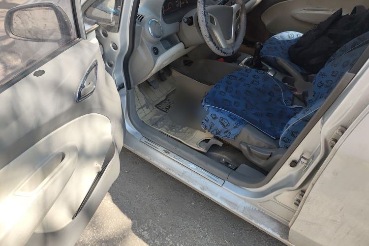 Used Chevrolet Sail 2010 Hatchback 1.2L Manual Warm Edition