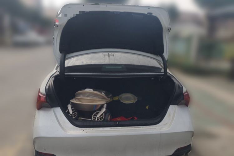 Used Toyota Avalon 2023 2.0L XLE Deluxe Edition