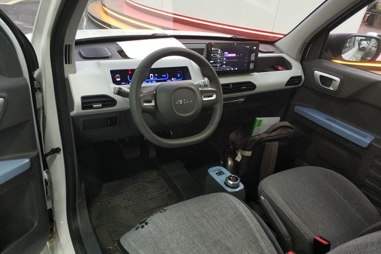 Used Geely Galaxy Panda 2023 Panda Mini 200km Endurance Bear
