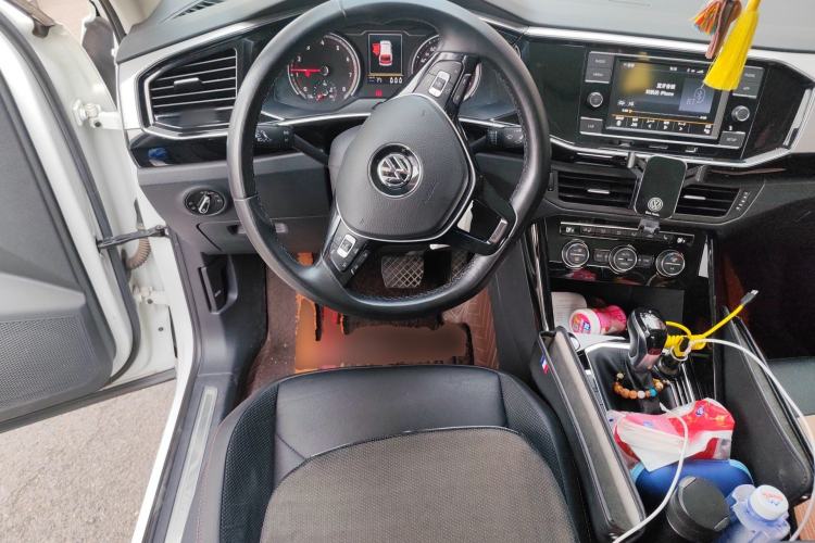 Used Volkswagen Tayron 2019 330TSI Two-Wheel Drive Luxury Model China VI Standard Steering Wheel