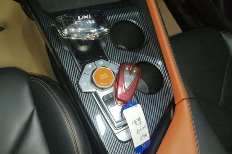 Used Changan UNI-V 2022 1.5T Smart Navigation Version