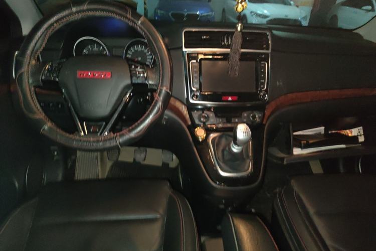 Used Haval H6 2014 Sport Version 1.5T Manual Two-Wheel Drive Elite Edition Center Console