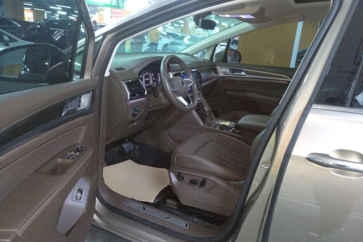 Used Volkswagen Viloran 2020 330TSI Luxury Edition