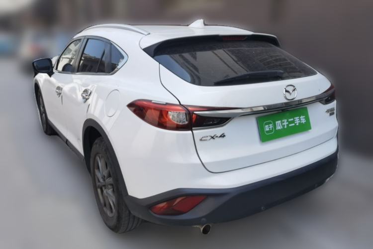 Used Mazda CX-4 2018 2.0L Automatic Two-Wheel Drive Blue Sky Premium Upgrade Version China V Standard
