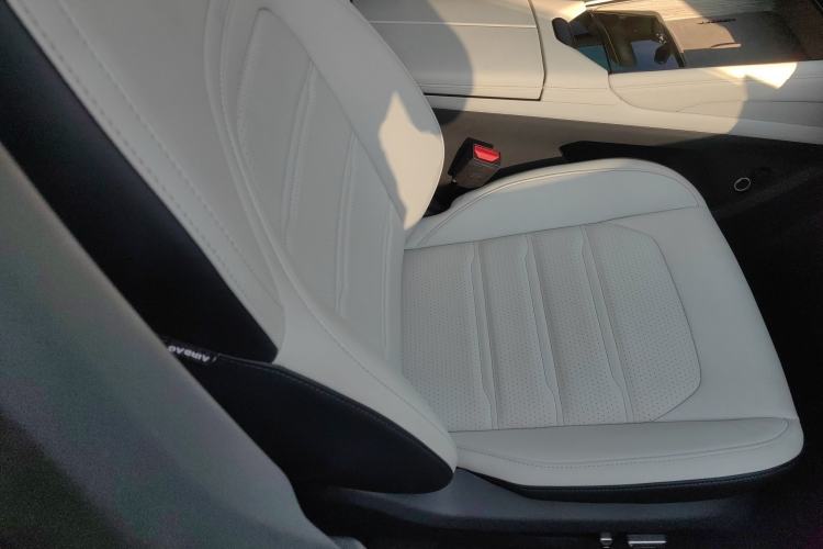 Used Dongfeng eπ eπ007 2024 All-Electric 620 RuYi Edition
