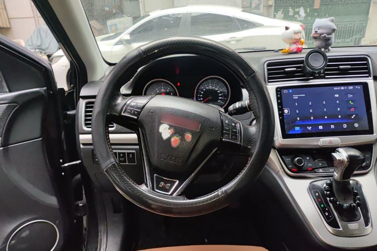 Used Haval H6 2015 Sport Edition 1.5T Automatic Two-Wheel Drive Luxury Model