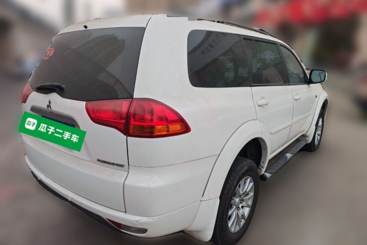 Used Mitsubishi Pajero Sport 2013 3.0L Automatic Two-Wheel Drive Luxury Edition