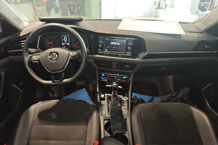 Used Volkswagen Sagitar 2020 280TSI DSG Luxury Version China VI Standard Center Console