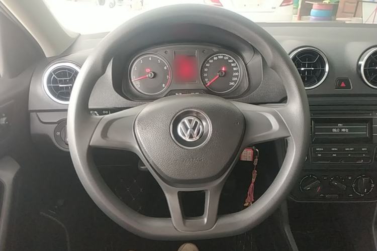 Used Volkswagen Jetta 2019 Dream Edition 1.4L Manual Fashion Version
