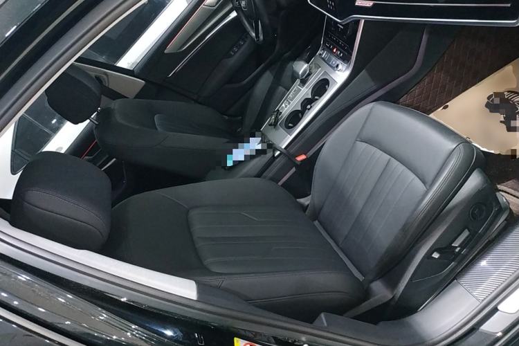 Used Audi A6 2022 allroad quattro Explorer 55 TFSI Prestige Off-Road Model
