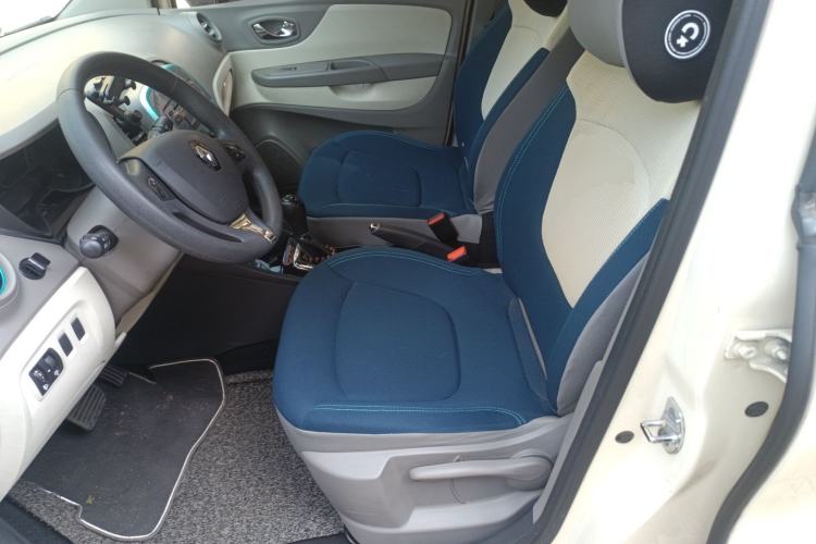 Used Renault Captur 2015 1.2T Automatic Standard Edition
