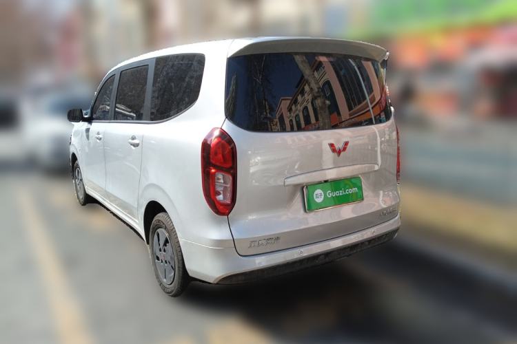 Used Wuling Hongguang New Energy 2025 Extended-Range Hybrid 50KM Comfort Version
