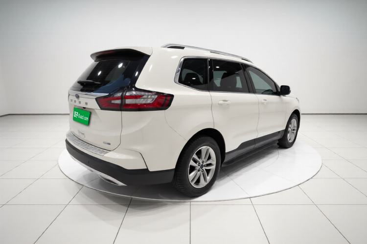 Used Ford Edge 2021 PLUS EcoBoost 245 Two-Wheel-Drive Elite 5-Seater
