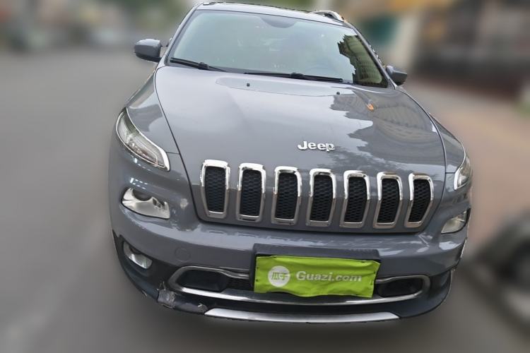 Used Jeep Cherokee 2016 2.4L Leading Edition
