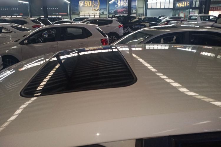 Used Volkswagen Polo 2016 1.6L Automatic Comfort Model Roof