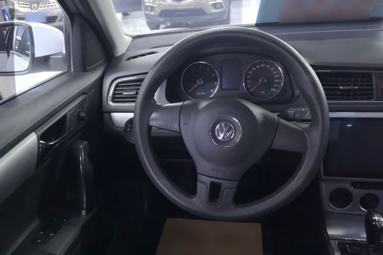 Used Volkswagen Gran Lavida 2013 1.6L Automatic Comfort Model

