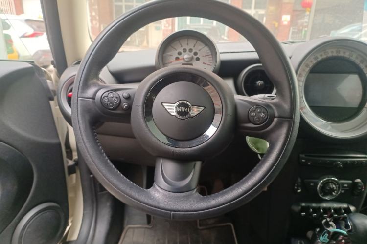 Used MINI MINI 2011 1.6L COOPER Fun
