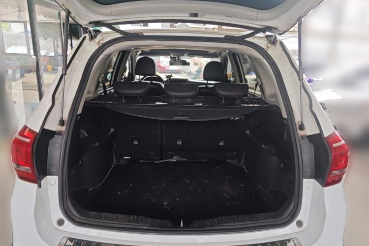 Used Haval H6 2014 Sport Version 1.5T Manual Two-Wheel Drive Elite Edition Trunk