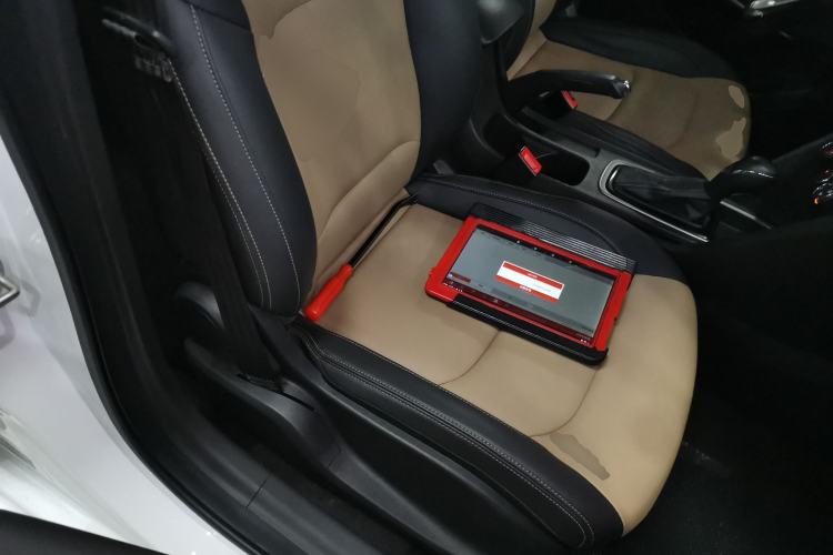 Used Chevrolet Monza 2022 320 Automatic Enjoyment Sunroof Version Right Front Seat