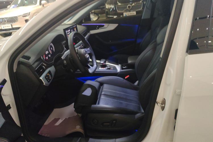 Used Audi A4L 2022 40 TFSI Luxury Dynamic Model Left Front Seat