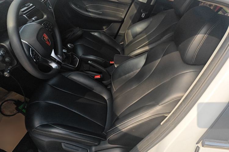 Used Roewe i5 2019 1.5L Manual 4G Connectable Langhao Edition