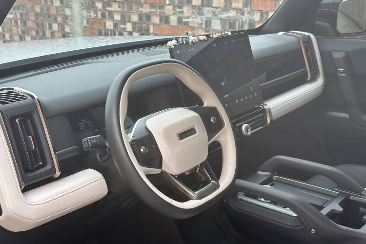 Used iCAR 03T 2024 501km Four-wheel Drive Long-Range Version