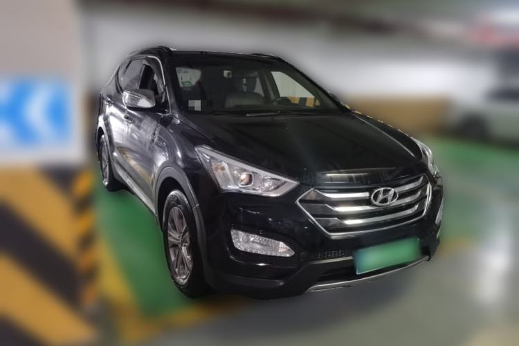 Used Hyundai Santa Fe 2013 Revised Version 2.4L Automatic All-Wheel Drive Smart Type