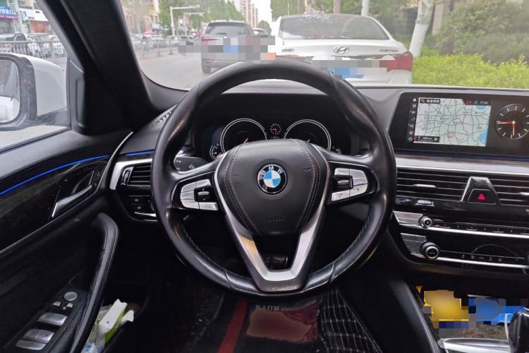 Used BMW 5 Series 2018 525Li M Sport Package
