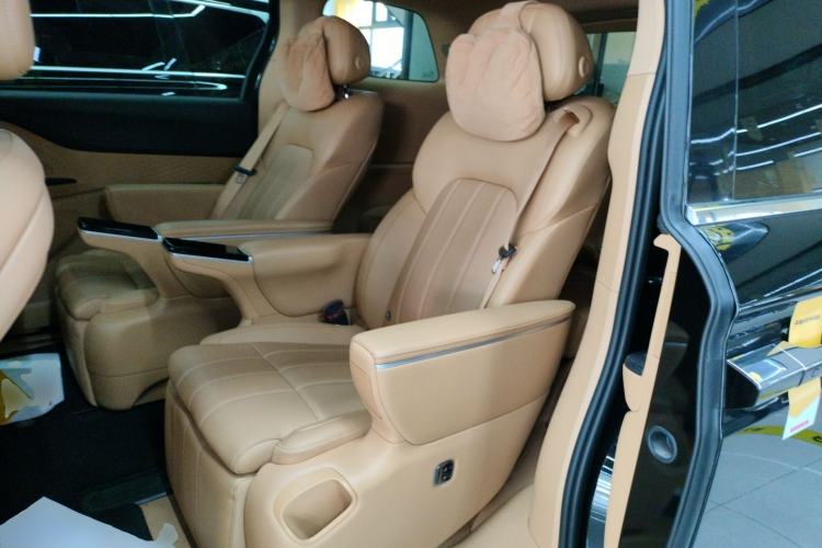 Used VOYAH Dream 2025 PHEV Four-Wheel Drive Excellence Kunpeng Edition