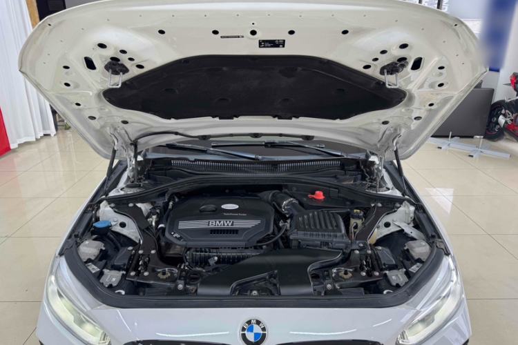 Used BMW 1 Series 2021 120i M Sport Night Edition Interior 11