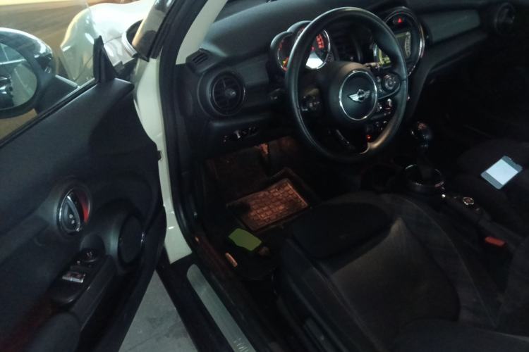 Used MINI 2016 1.5T COOPER Driver Seat