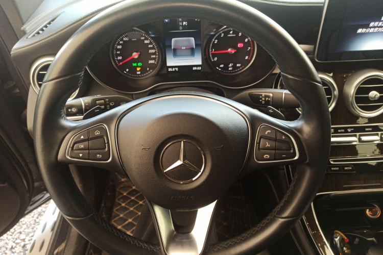 Used Mercedes-Benz GLC 2017 GLC 260 4MATIC Dynamic Edition
