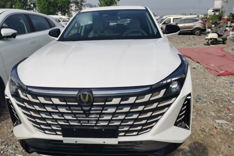 Used CHANGAN UNI-Z New Energy 2024 Blue Whale Smart Electric iDD 125km Excellence Model Front