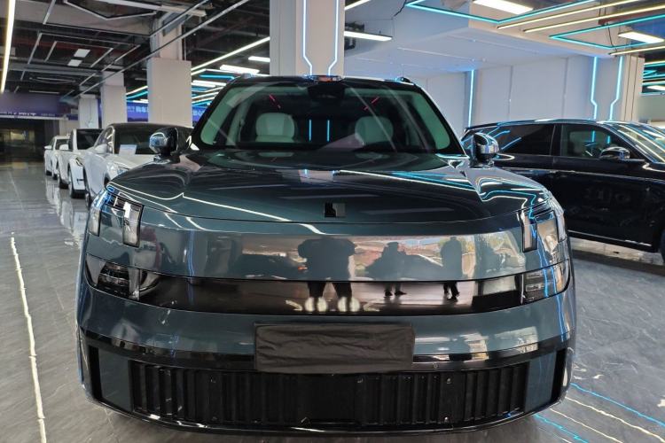 Used Lynk & Co 900 2025 2.0T Ultra Front