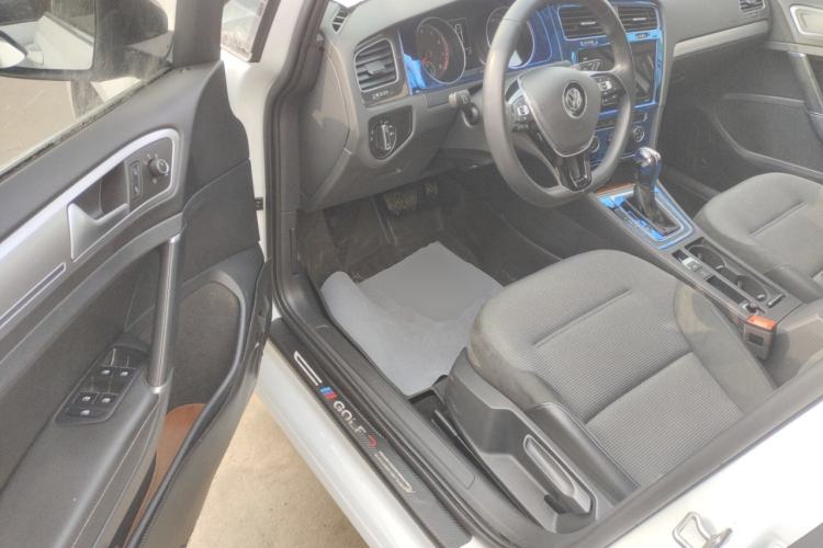 Used Volkswagen Golf 2020 280TSI DSG Comfort Version
