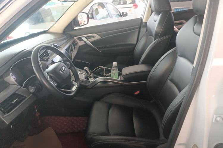 Used Geely Auto Emgrand X7 Sport 2021 Million Edition 1.8TD DCT Two-Wheel Drive Luxury Model
