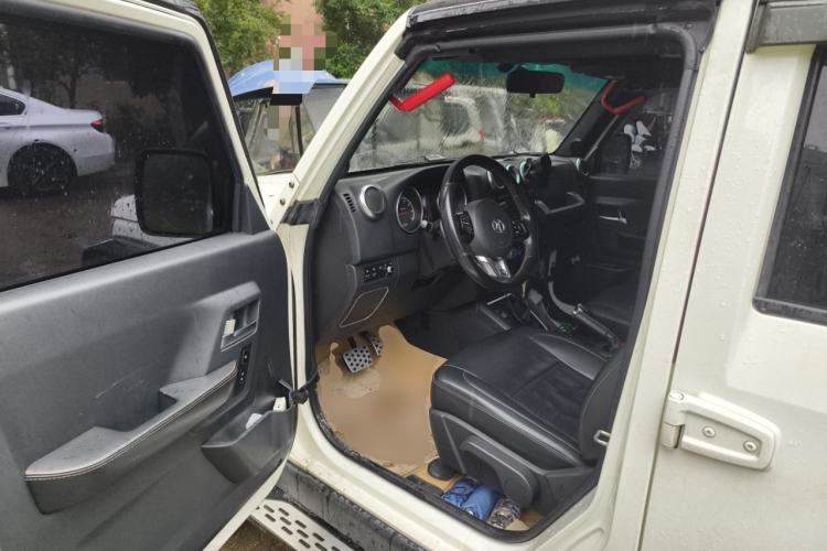 Used BAIC Off-Road BJ40 2016 40L 2.3T Automatic All-Wheel Drive Premium Edition Driver Seat