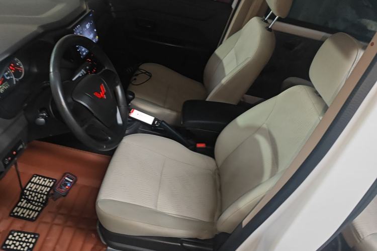 Used Wuling Hongguang V 2021 1.5L Refreshed Enjoyment Edition LAR