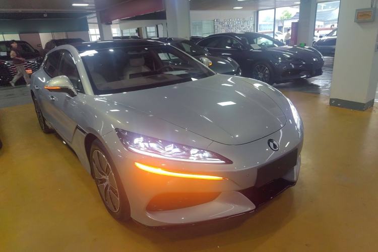 Used Denza Z9GT 2024 630 All-Wheel Drive Max Edition
