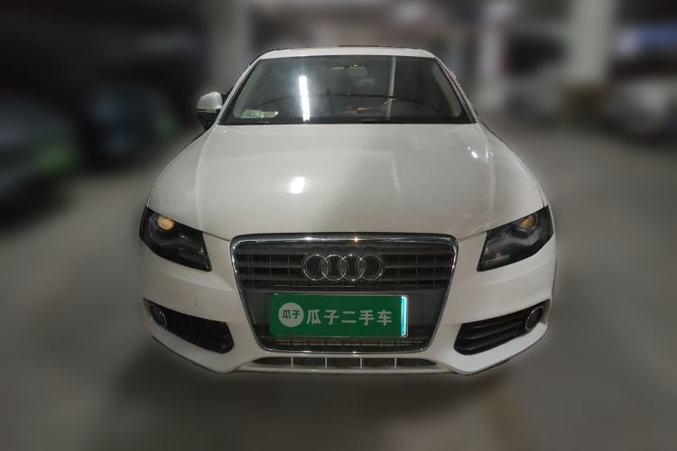 Used Audi A4L 2012 1.8 TFSI Automatic Comfort Model
