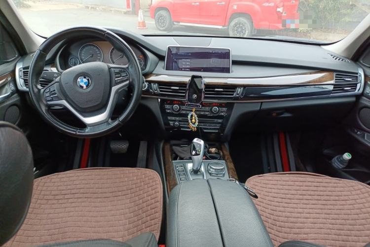 Used BMW X5 2017 xDrive28i
